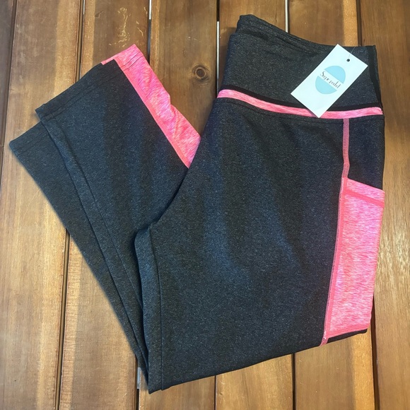 Sugar Pocket High-waist grey and pink capri yoga leggings with pockets, NWT, XL - Picture 10 of 13